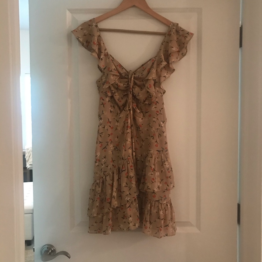 J.O.A. Ruched Front Ruffle Dress - Picture 7 of 13